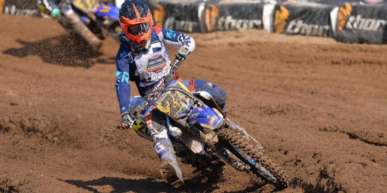 Schoolboy 1 (12-16) B/C - Moto 2