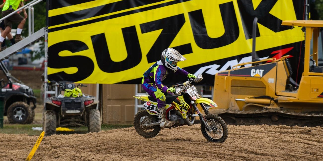 65 (7-9) Limited - Moto 1