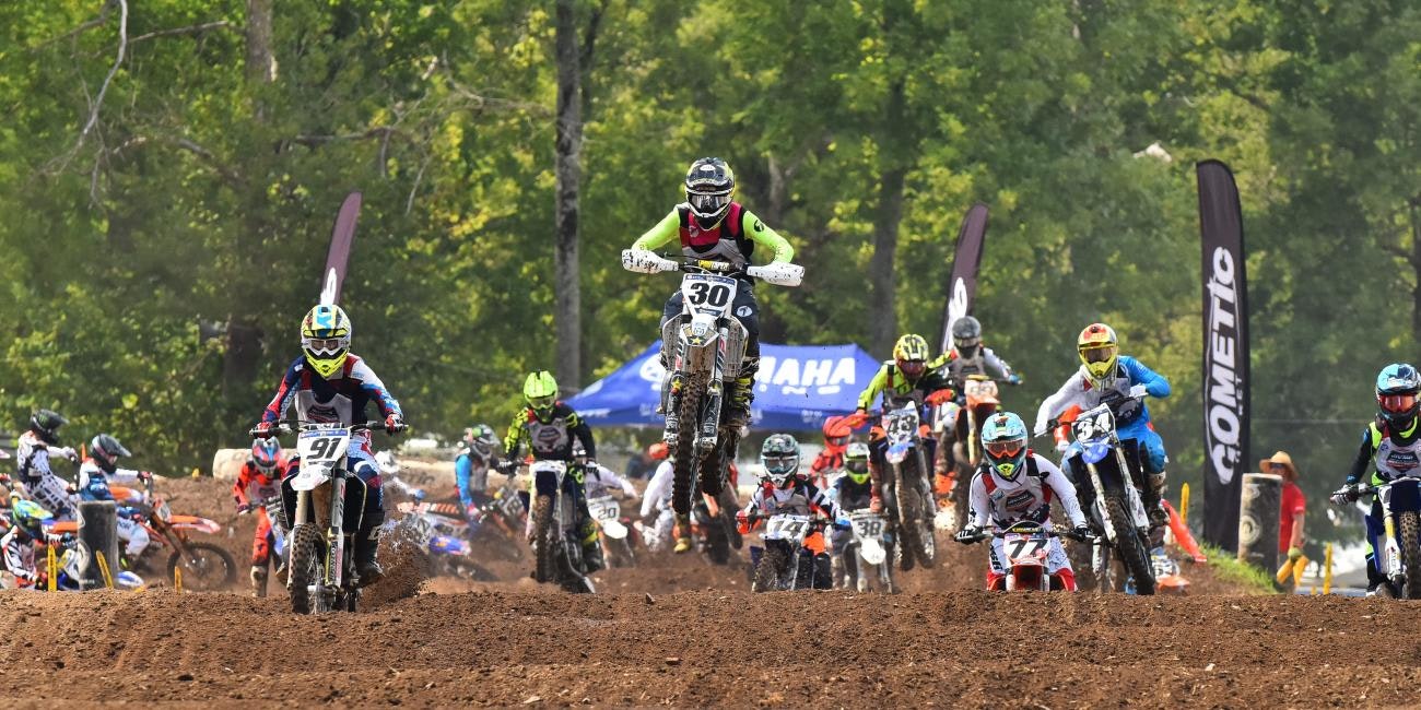 Schoolboy 1 (12-16) B/C - Moto 3