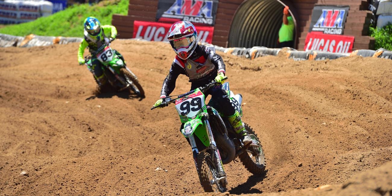 85 (9-11) Limited - Moto 1