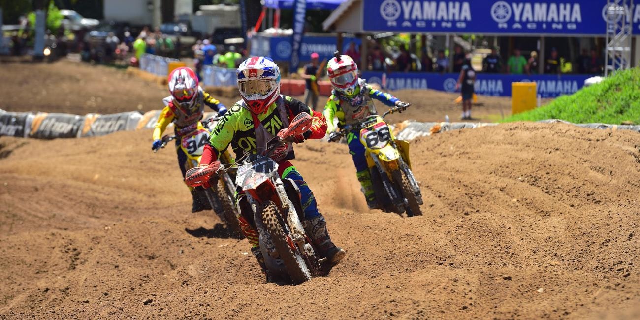 85 (9-11) Limited - Moto 3