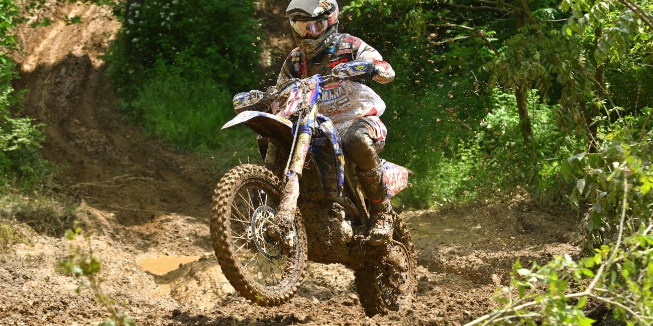 GNCC Live Dunlop Tomahawk Pro Bike
