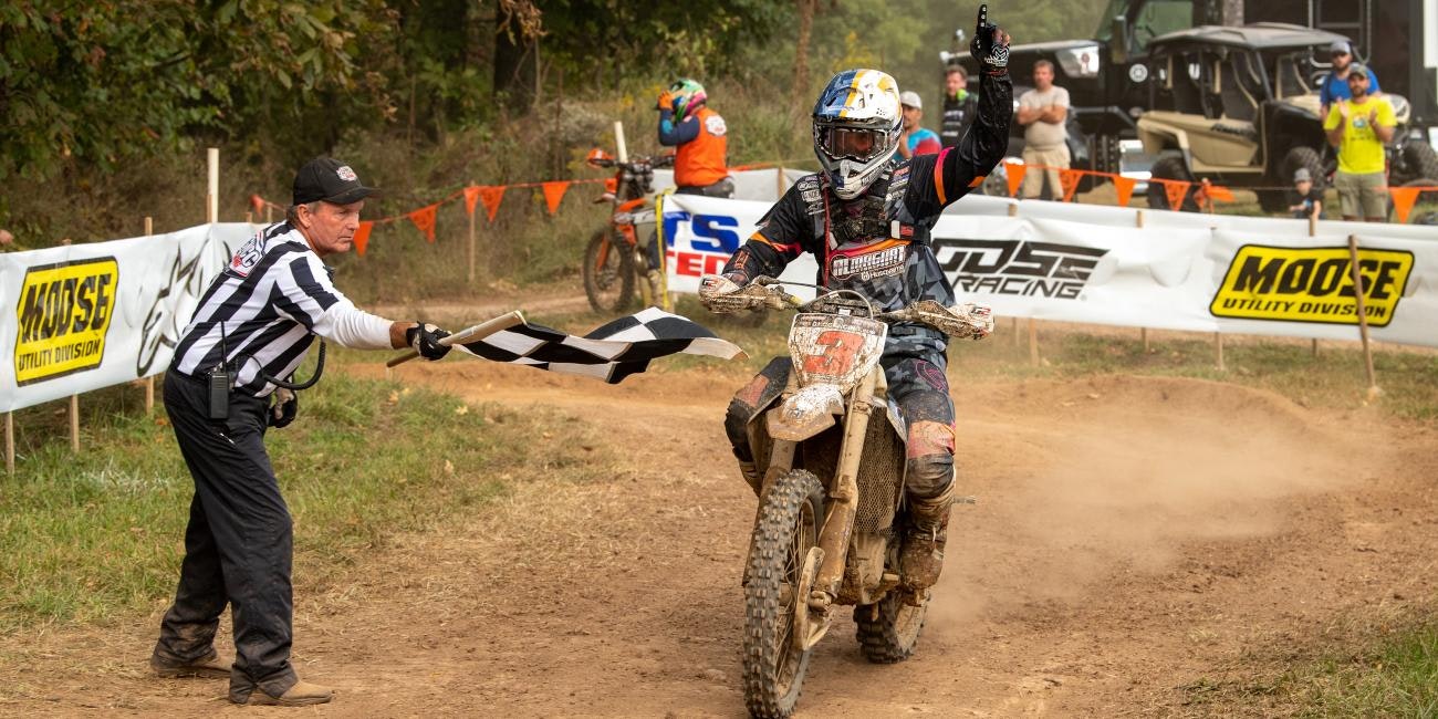 Between the Arrows - 2022 Burr Oak Bikes