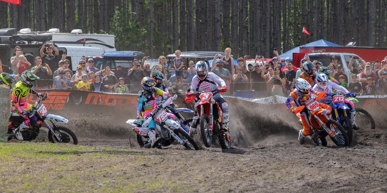 PREMIERE: Wild Boar Bike Show