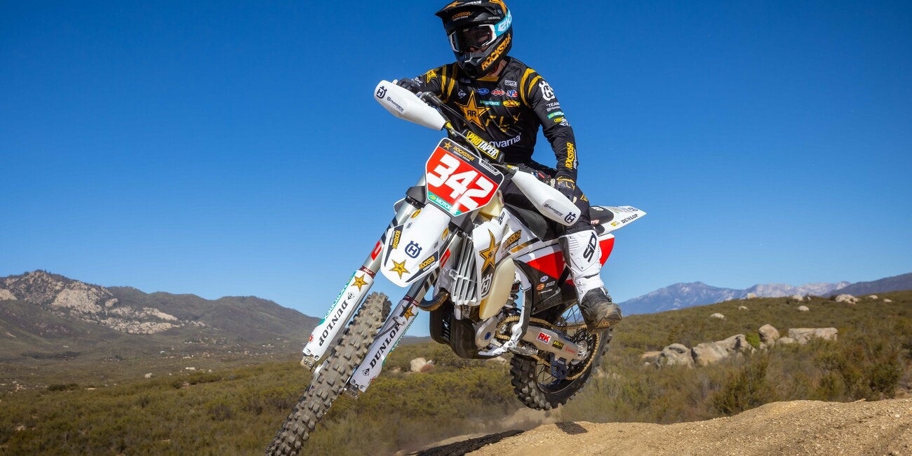 GNCC LIVE: The Old Gray Bikes